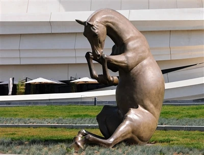 Vedlikehold av bronse skulptur