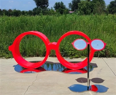 Hva er overflatebehandlingsmetoden for rustfritt stålskulptur?